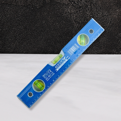 niveaux à bulle de la marque Adegso Niveau à bulle rectangulaire, probablement en aluminium