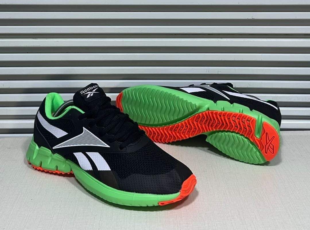 Reebok classic baskets moin cher