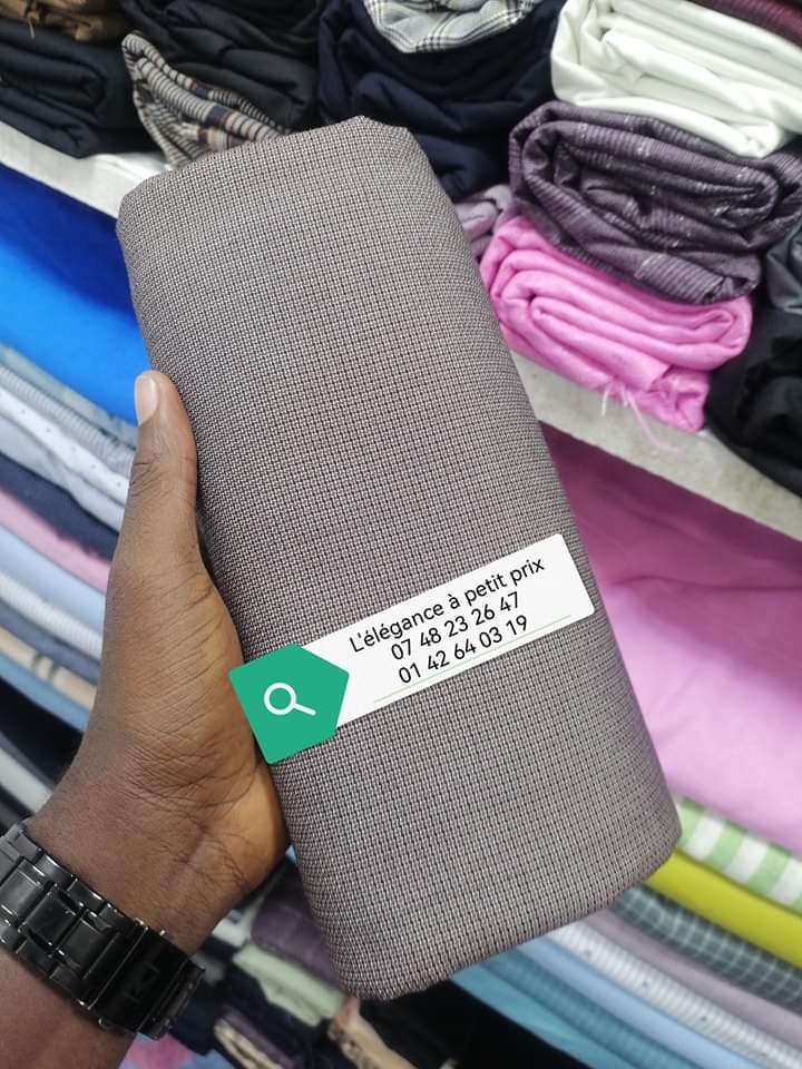 Bon tissu magasin Adjamé