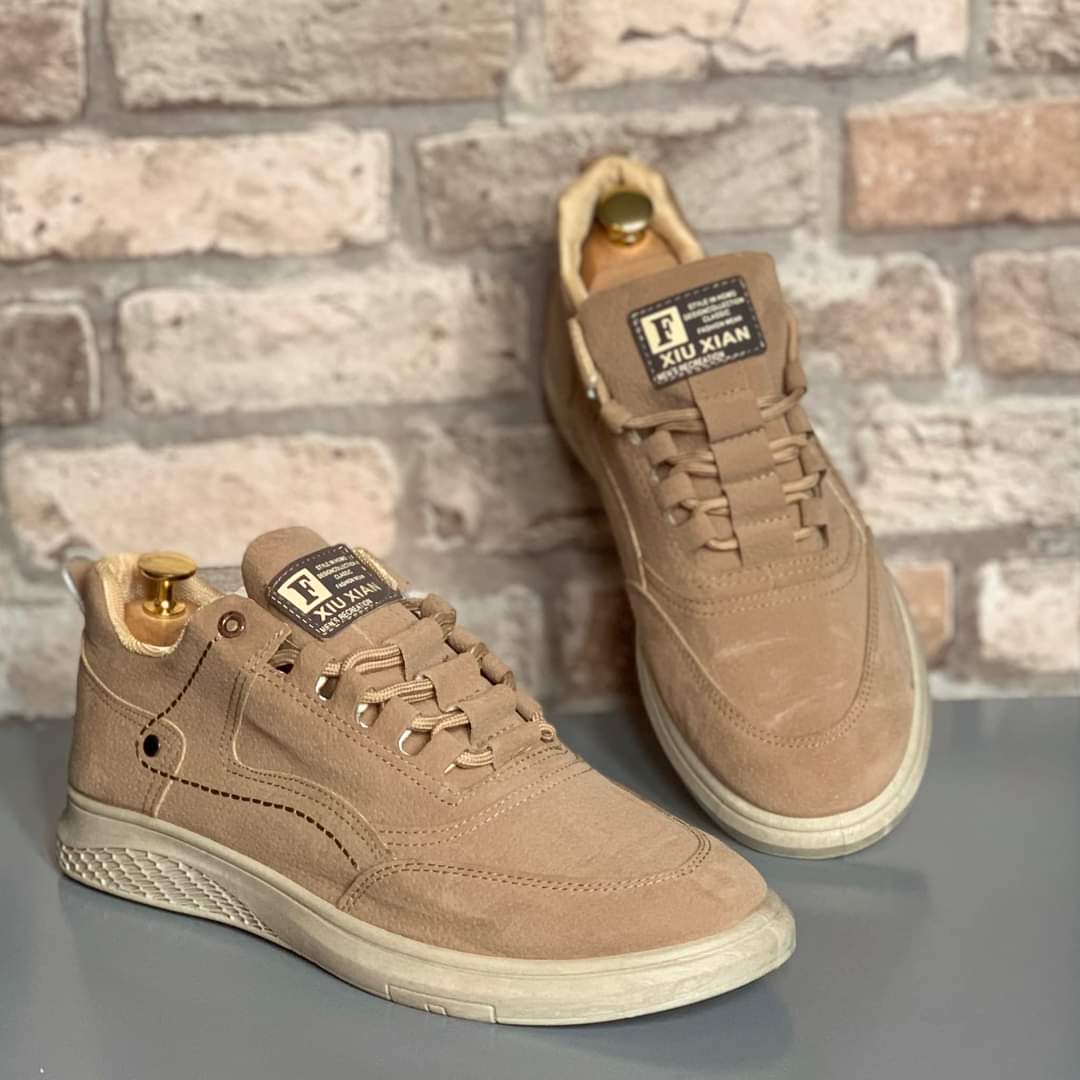 Crêpe chaussures basket de football