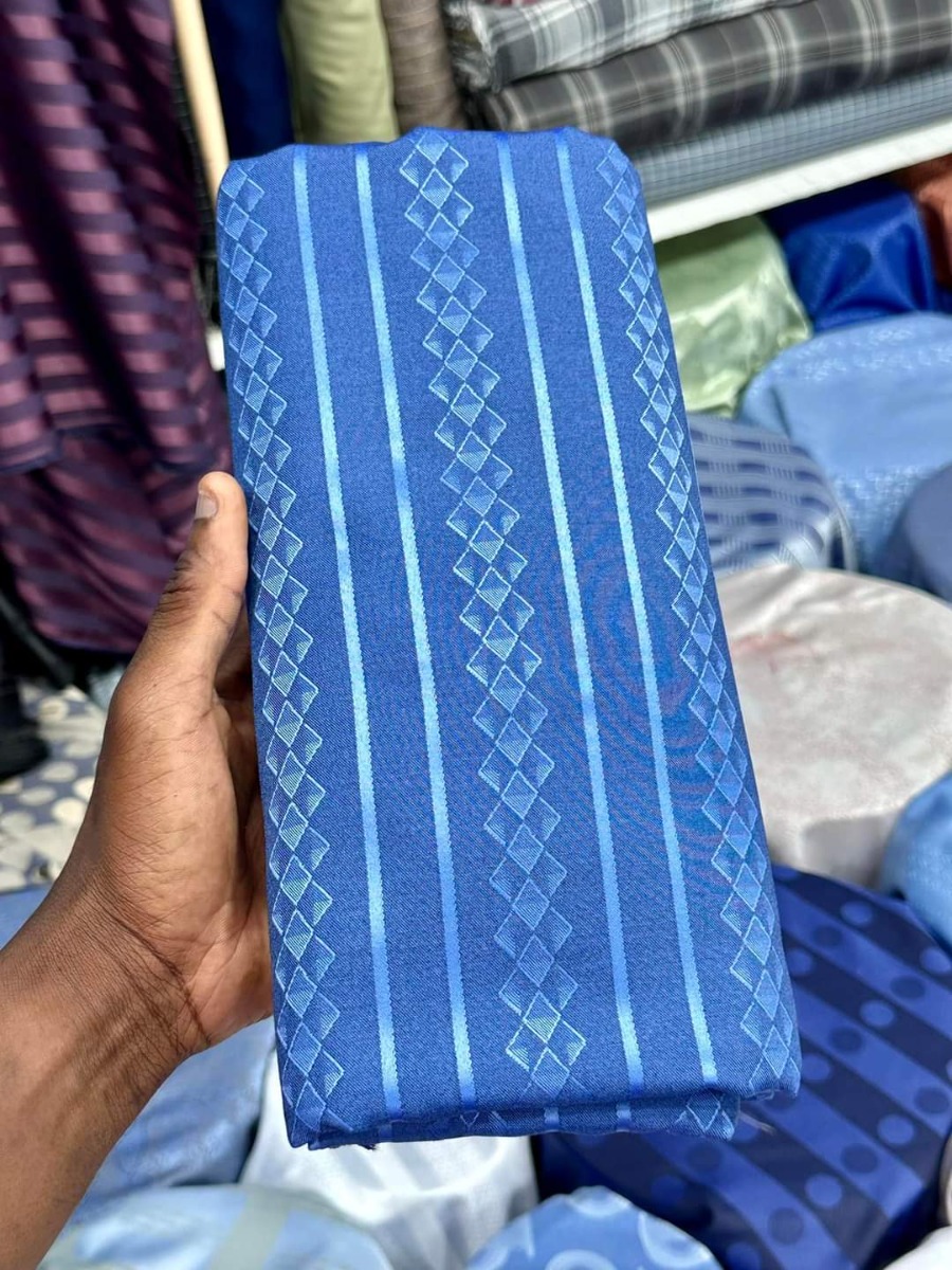 Grossiste tissu à Adjamé