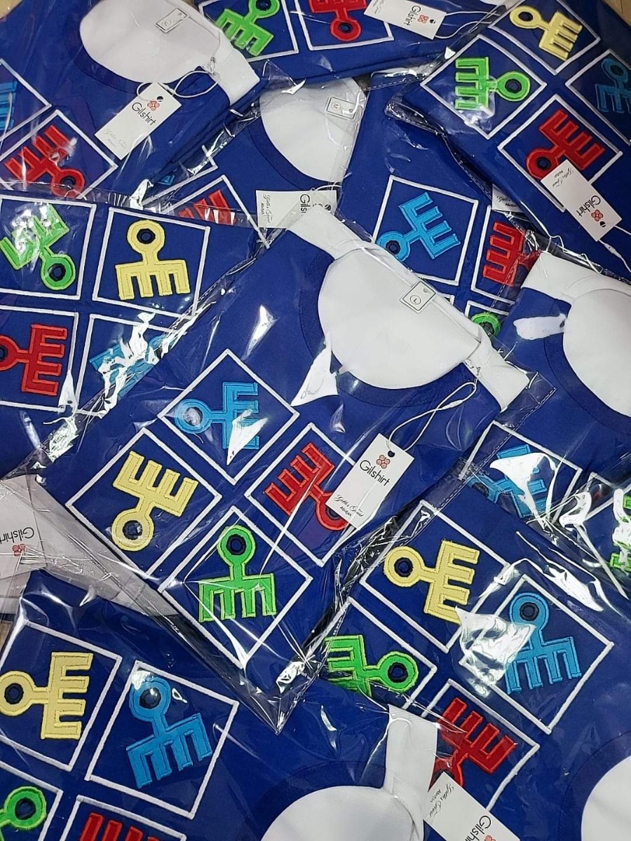 Camisole homme semi africaine gille Roland créateur ivoirien