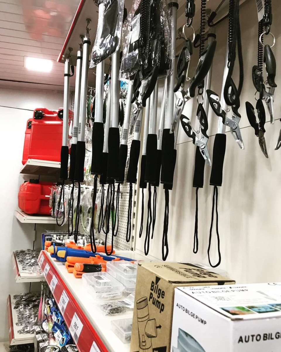 Équipement de pêche accastiillage bateau