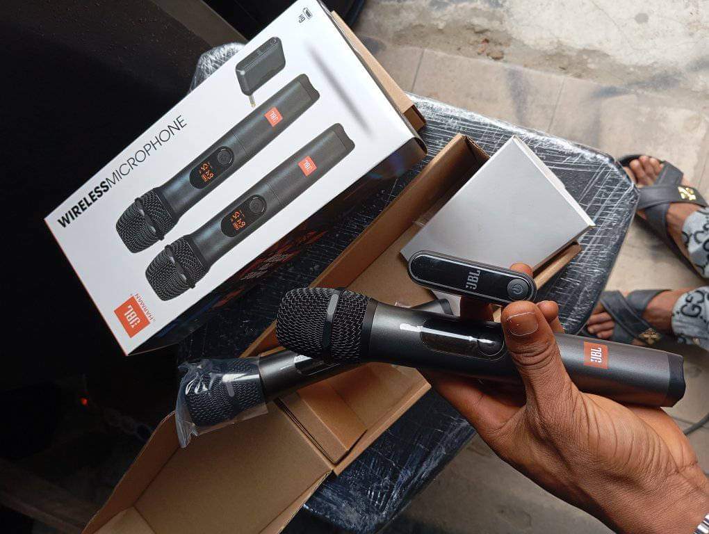 Micro sans fil JBL universel