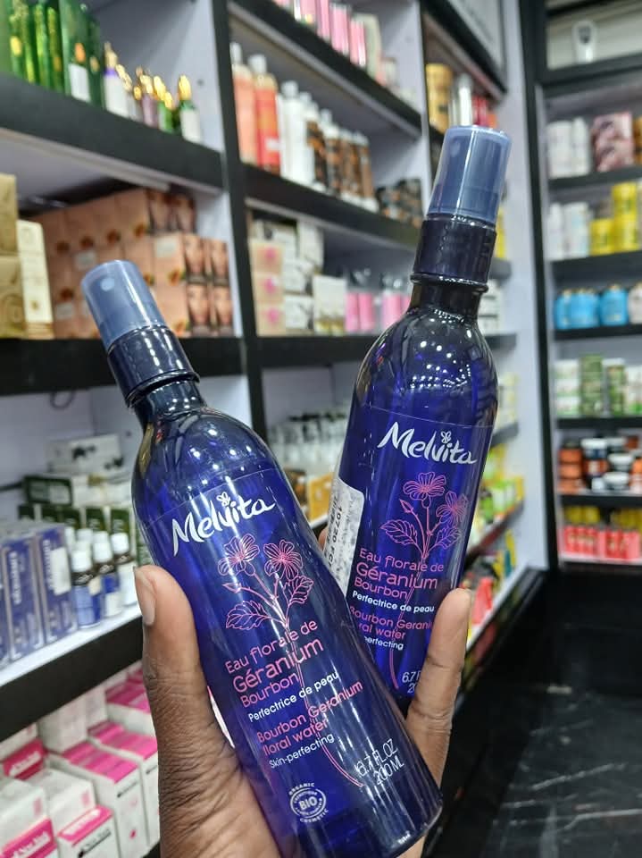 Cocody Melvita eau florales moin cher bourbon