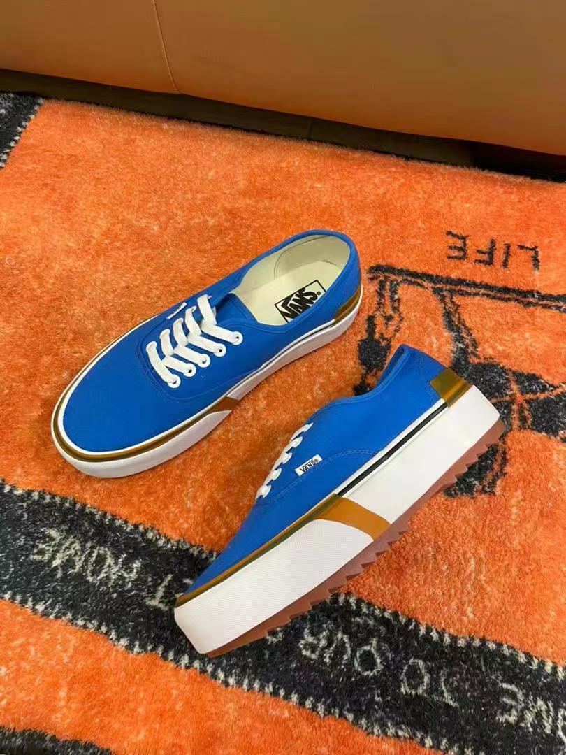 Chaussures de sport Vans bleu chemel blanche