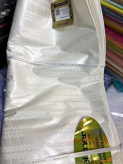 Bazin Getzner couleur belge