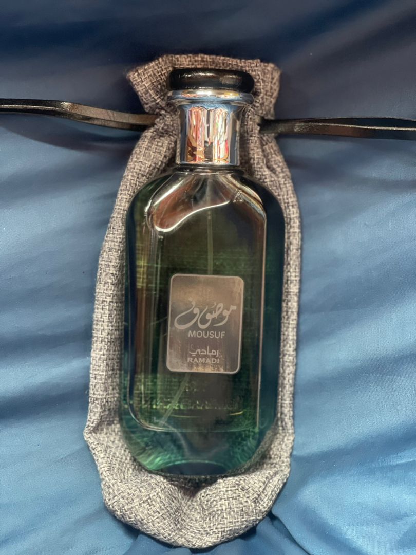 Mousuf Eau parfum rouge et bleu