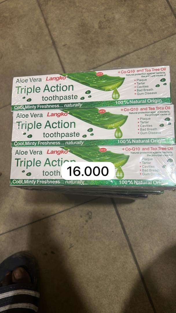 Paquet carton pâte dentifrice dantaire triple action grossiste à Adjamé