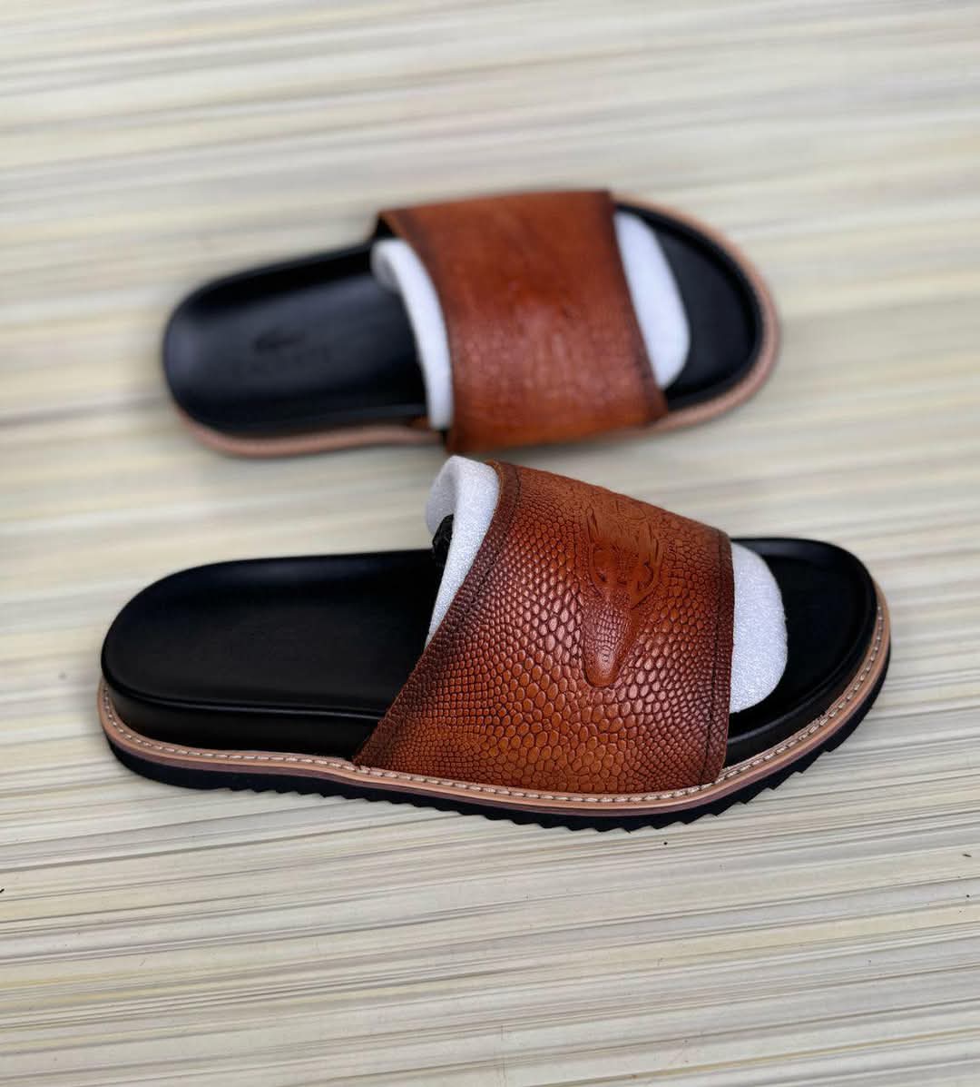 Original lacoste chaussures en gros ADJAME