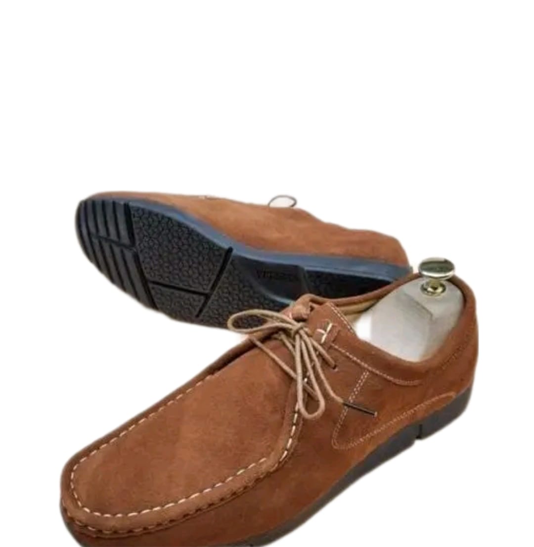 Geogra Chaussures Bateau à Lacets - Marron
