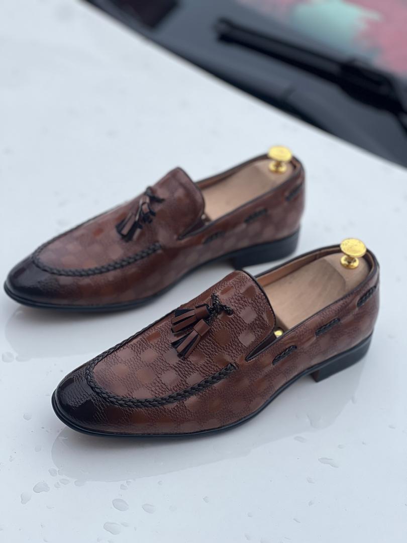 Chaussure de classe homme chez Boutique Cheick Adjamé